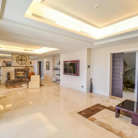 Villa Impressive With Panoramic Views Of The Sea Marbella