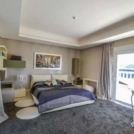 Impressive With Panoramic Views Of The Sea Villa *