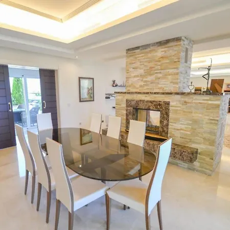Impressive With Panoramic Views Of The Sea Villa