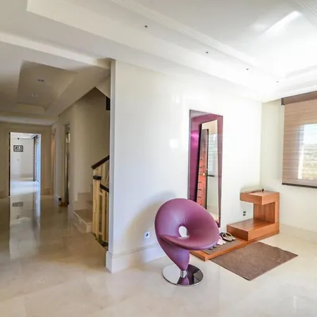 Impressive With Panoramic Views Of The Sea Villa Marbella