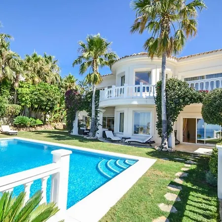 Impressive With Panoramic Views Of The Sea Villa