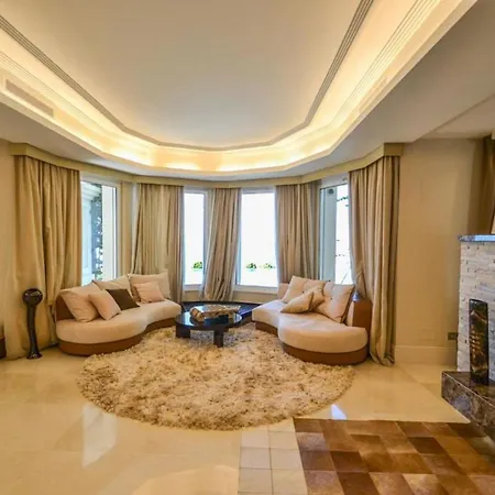 Impressive With Panoramic Views Of The Sea *