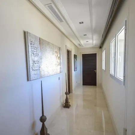 Villa Impressive With Panoramic Views Of The Sea